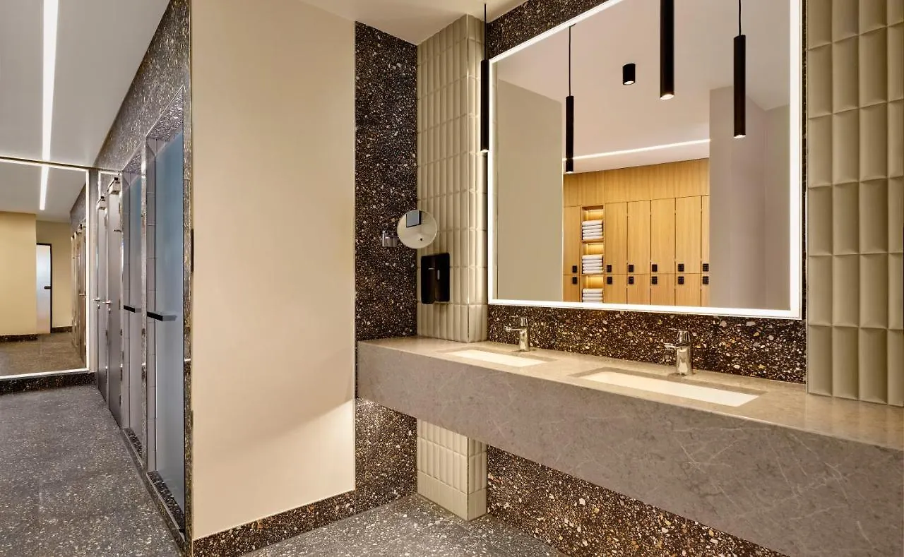 ****  Sheraton Amsterdam Airport Hotel And Conference Center Схипхол Нидерланды