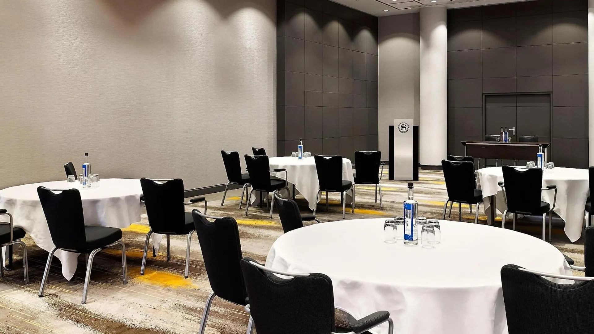 Sheraton Amsterdam Airport Hotel And Conference Center Amsterdam Airport Schiphol